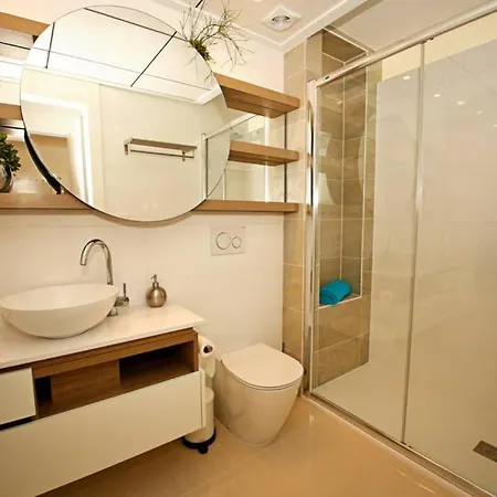 Fortuna 37 Luxury With Ac And Pool