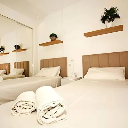 Fortuna 37 Luxury With Ac And Pool Apartment *